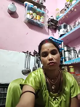 Snapshot of Cut_ragni chatting on 08/06/26, 05:15 Cut ragni online show from 08/06/26, 05:15