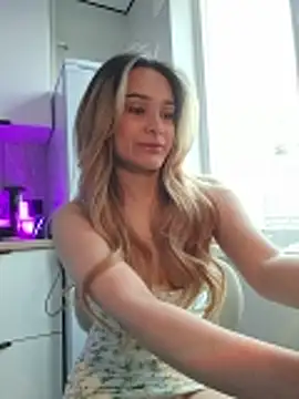 Chloe Ravens online show from 04/13/26, 04:40