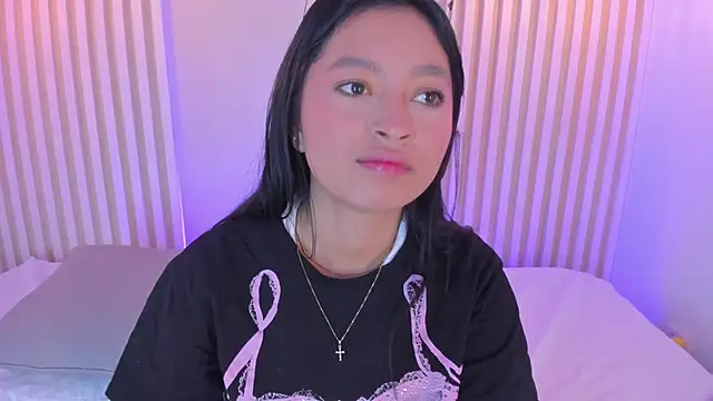 Snapshot of babe_katty chatting on 12/16/25, 11:48 babe katty online show from 12/16/25, 11:48