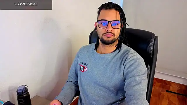 Ernesto-Rodriguez82 online show from 04/04/26, 11:29