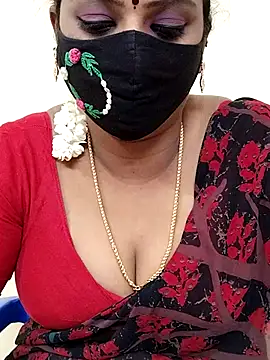 yoga-mithraa online show from 11/17/25, 02:01