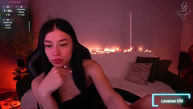 FataleNellie online show from 04/14/26, 09:32