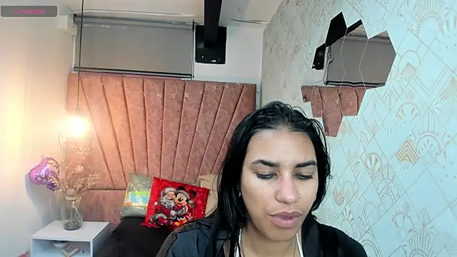 Lia Blake  online show from 01/11/26, 12:10