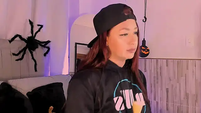 AnastasiaGreey online show from 10/14/25, 10:10