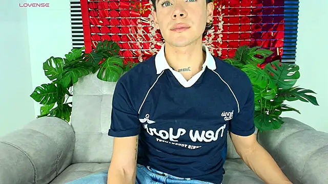 CamiiGuzmanX online show from 02/24/26, 09:24