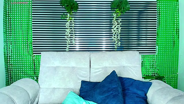 CamiiGuzmanX online show from 03/23/26, 10:14