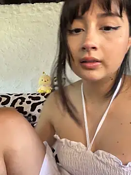 Snapshot of kaori_77 chatting on 09/13/25, 04:18 kaori 77 online show from 09/13/25, 04:18