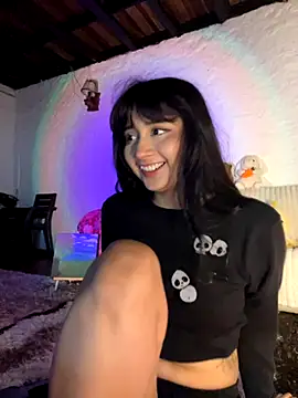 Snapshot of kaori_77 chatting on 09/25/25, 04:05 kaori 77 online show from 09/25/25, 04:05