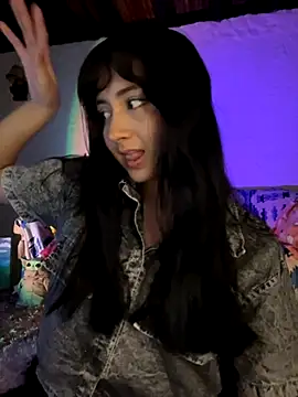 Snapshot of kaori_77 chatting on 10/13/25, 03:39 kaori 77 online show from 10/13/25, 03:39