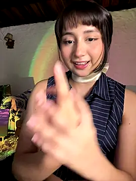 Snapshot of kaori_77 chatting on 10/23/25, 03:39 kaori 77 online show from 10/23/25, 03:39