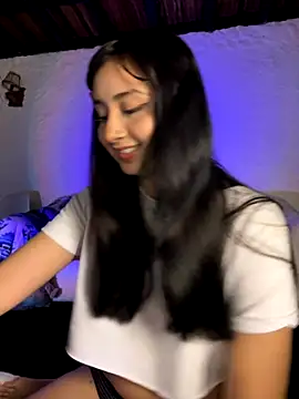 Snapshot of kaori_77 chatting on 10/29/25, 03:53 kaori 77 online show from 10/29/25, 03:53