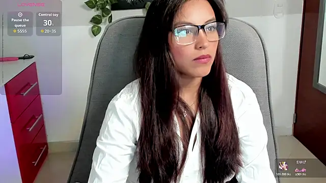 Cameroon-Diaz online show from 04/09/26, 01:49