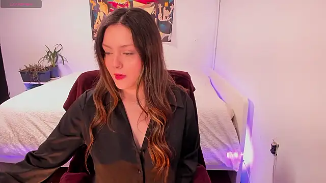 Charlotte-Jones813 online show from 03/04/26, 02:56