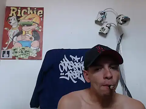 Thomasjons  online show from 10/01/25, 04:02