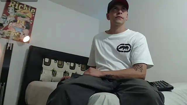 Snapshot of Thomasjons_ chatting on 05/31/26, 04:53 Thomasjons online show from 05/31/26, 04:53