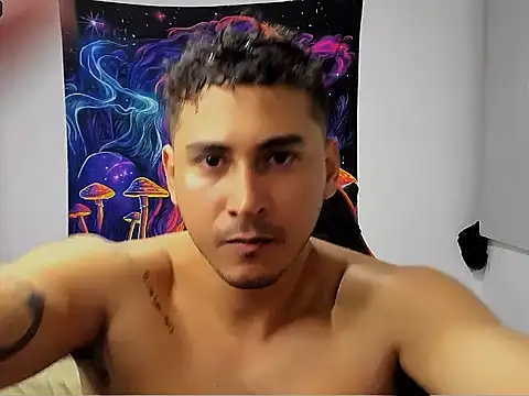 Snapshot of ashlan_king chatting on 09/22/25, 02:46 ashlan king online show from 09/22/25, 02:46