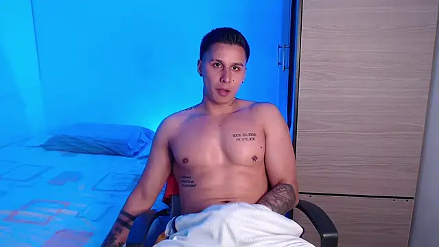 valentinosex1 online show from 12/22/25, 10:40