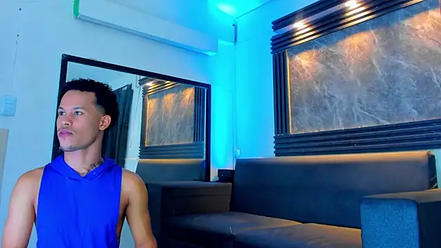 Snapshot of Rick_big chatting on 09/18/25, 04:58 Rick big online show from 09/18/25, 04:58