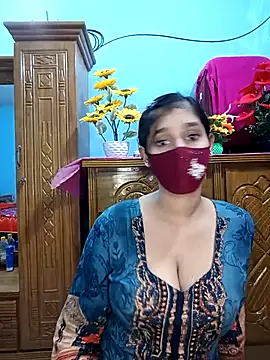 Snapshot of Cute_Faria chatting on 09/25/25, 03:16 Cute Faria online show from 09/25/25, 03:16