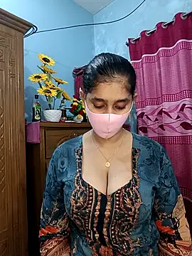 Cute Faria online show from 11/25/25, 05:02