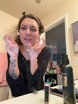 Chicagobabe online show from 11/21/25, 07:29