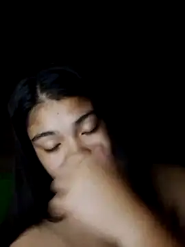 Snapshot of cloe_candy19 chatting on 10/24/25, 03:19 cloe candy19 online show from 10/24/25, 03:19