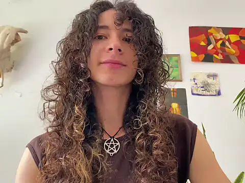 camille delrey online show from 11/04/25, 03:55