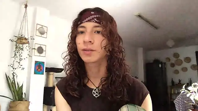 Snapshot of camille_delrey chatting on 05/14/26, 06:26 camille delrey online show from 05/14/26, 06:26