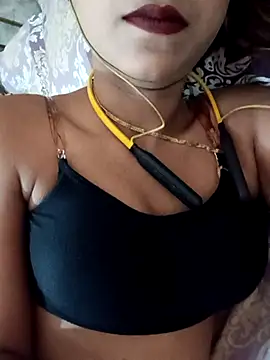 payalsharma95 online show from 10/31/25, 05:25