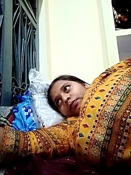 Hot crety online show from 11/24/25, 11:54