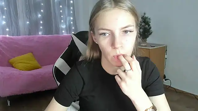 HitGyrl online show from 02/07/26, 01:20