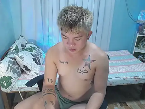 Snapshot of Fuckboii_intown chatting on 10/03/25, 09:28 Fuckboii intown online show from 10/03/25, 09:28