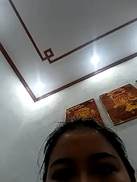 Snapshot of MinhChauXXX19 chatting on 12/03/25, 02:41 MinhChauXXX19 online show from 12/03/25, 02:41