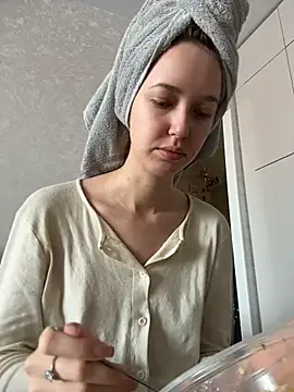 ElliRose online show from 02/19/26, 05:58