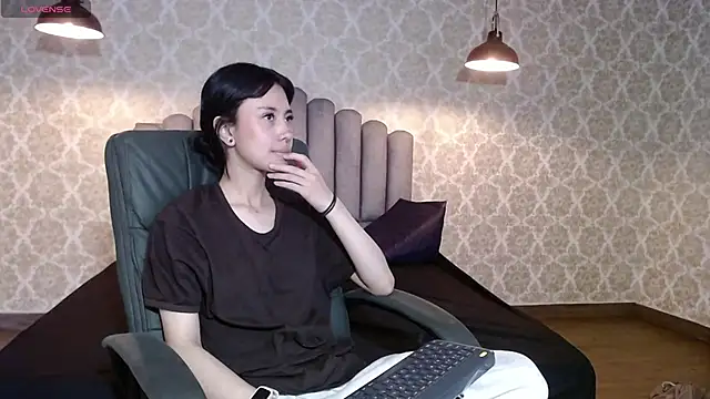  mavis2 online show from 09/24/25, 08:56