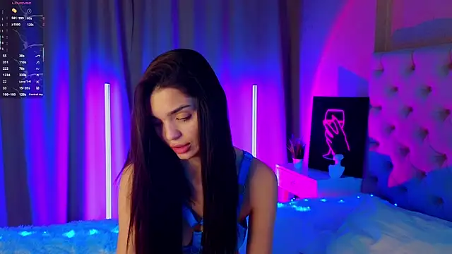 Snapshot of MarciaMarshall chatting on 12/15/25, 08:35 MarciaMarshall online show from 12/15/25, 08:35