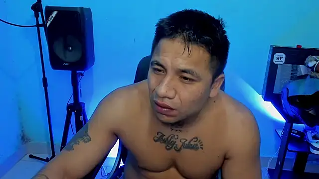 zeus 7777 online show from 04/19/26, 08:13