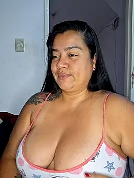 NARNYALABELLA online show from 05/04/26, 11:28