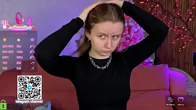 Rina Panic online show from 01/17/26, 01:10