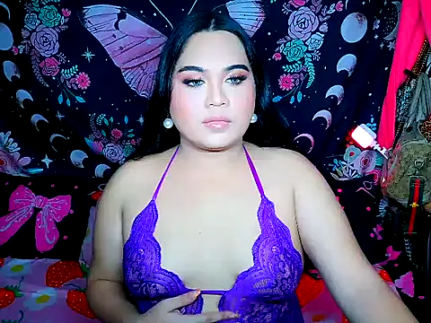 Snapshot of YourThicc_bella chatting on 06/09/26, 02:39 YourThicc bella online show from 06/09/26, 02:39