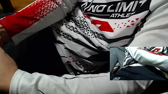 Yasu2000 online show from 03/08/26, 11:14