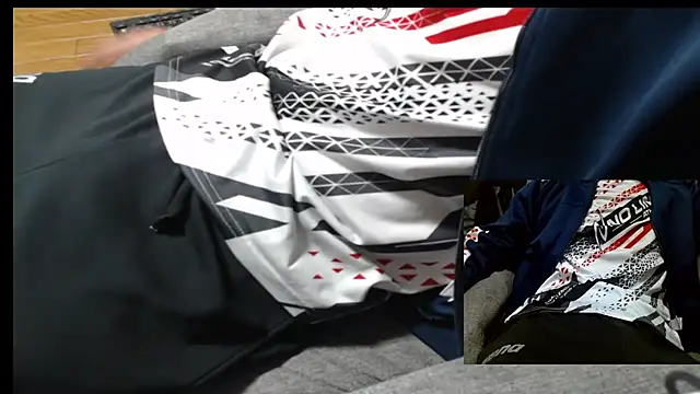 Yasu2000 online show from 05/23/26, 12:05