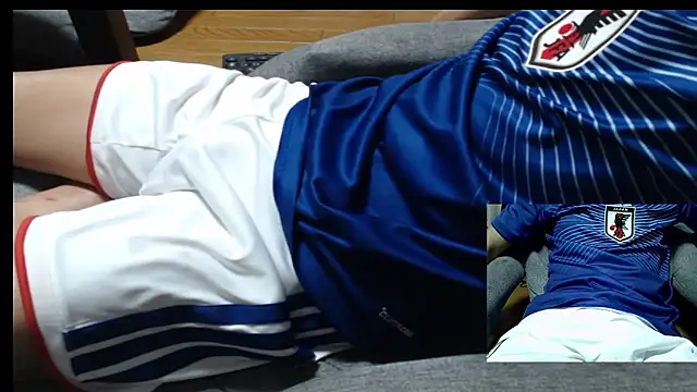 Snapshot of Yasu2000 chatting on 07/08/26, 01:32 Yasu2000 online show from 07/08/26, 01:32