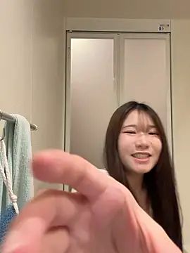 Snapshot of _YUNOo0_ chatting on 02/05/26, 01:05 YUNOo0 online show from 02/05/26, 01:05