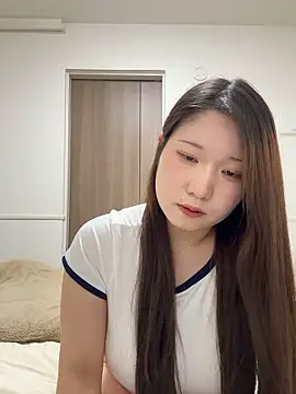 Snapshot of _YUNOo0_ chatting on 04/10/26, 12:43 YUNOo0 online show from 04/10/26, 12:43