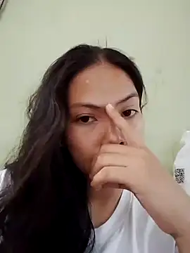 missluvv online show from 10/10/25, 11:59