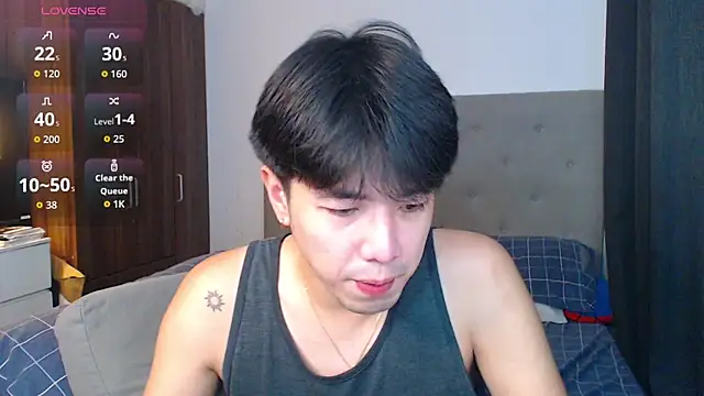 Addictiveboi online show from 10/05/25, 03:49