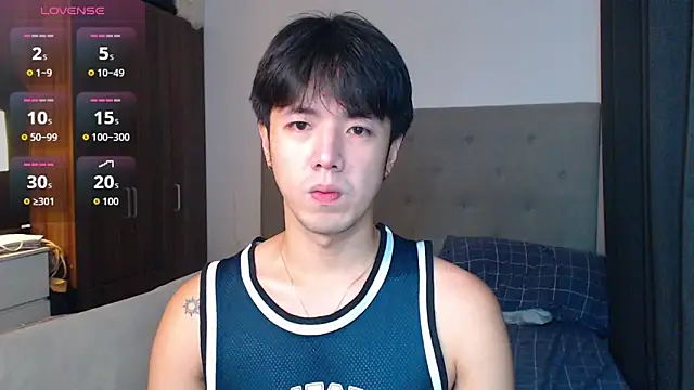 Addictiveboi online show from 10/21/25, 03:29