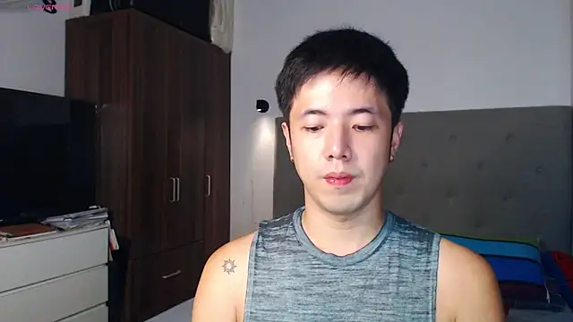 Addictiveboi online show from 02/15/26, 07:51