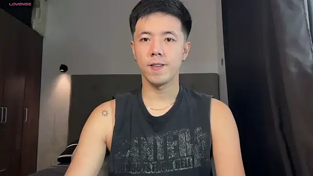 Addictiveboi online show from 04/30/26, 01:34